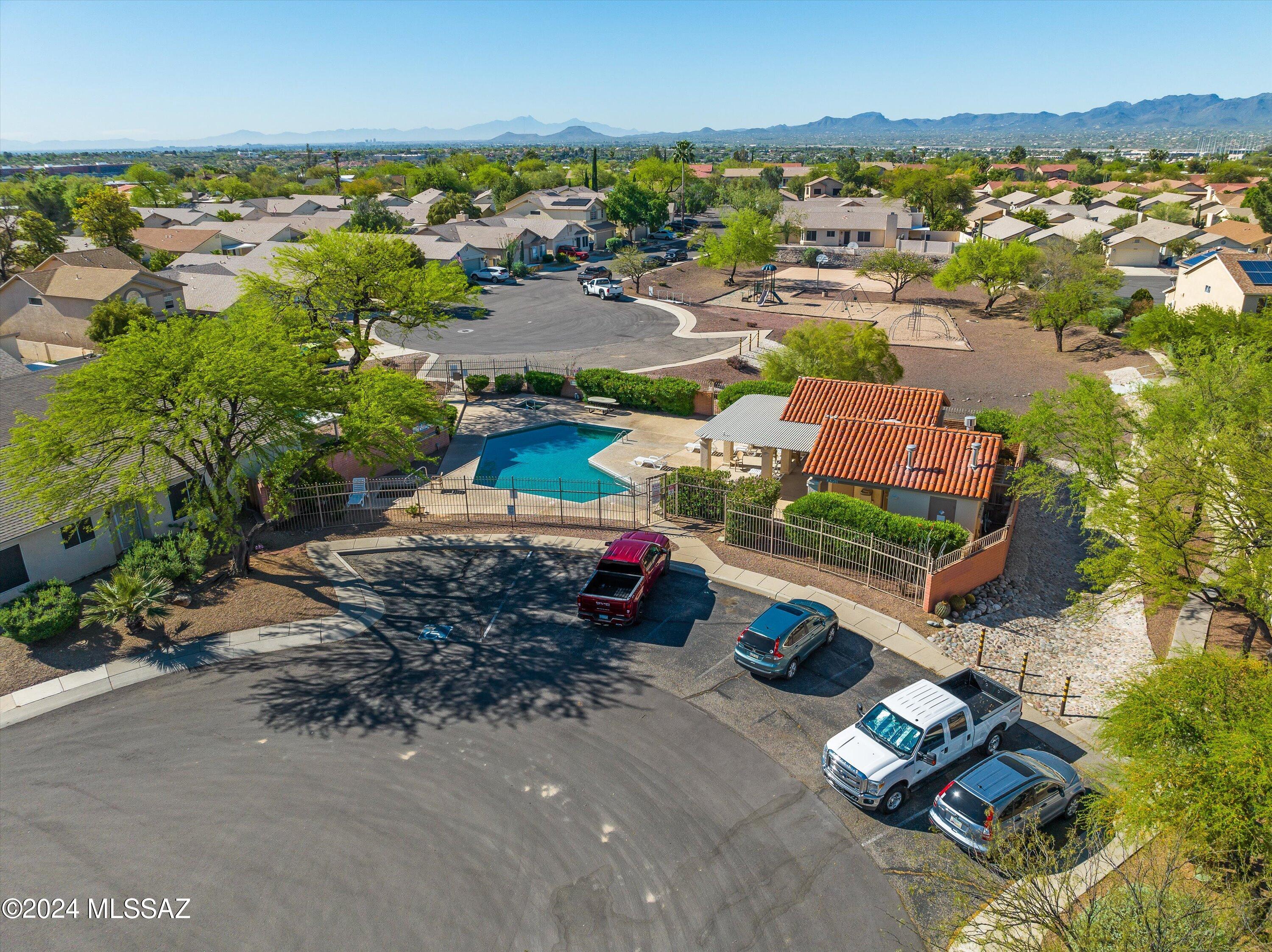 3336 W Wheatfield Place