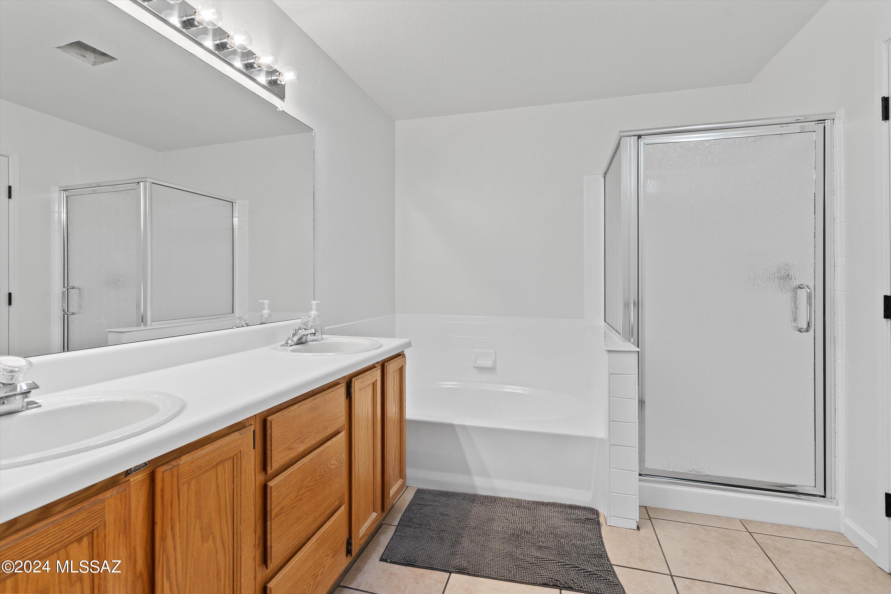 3336 W Wheatfield Place