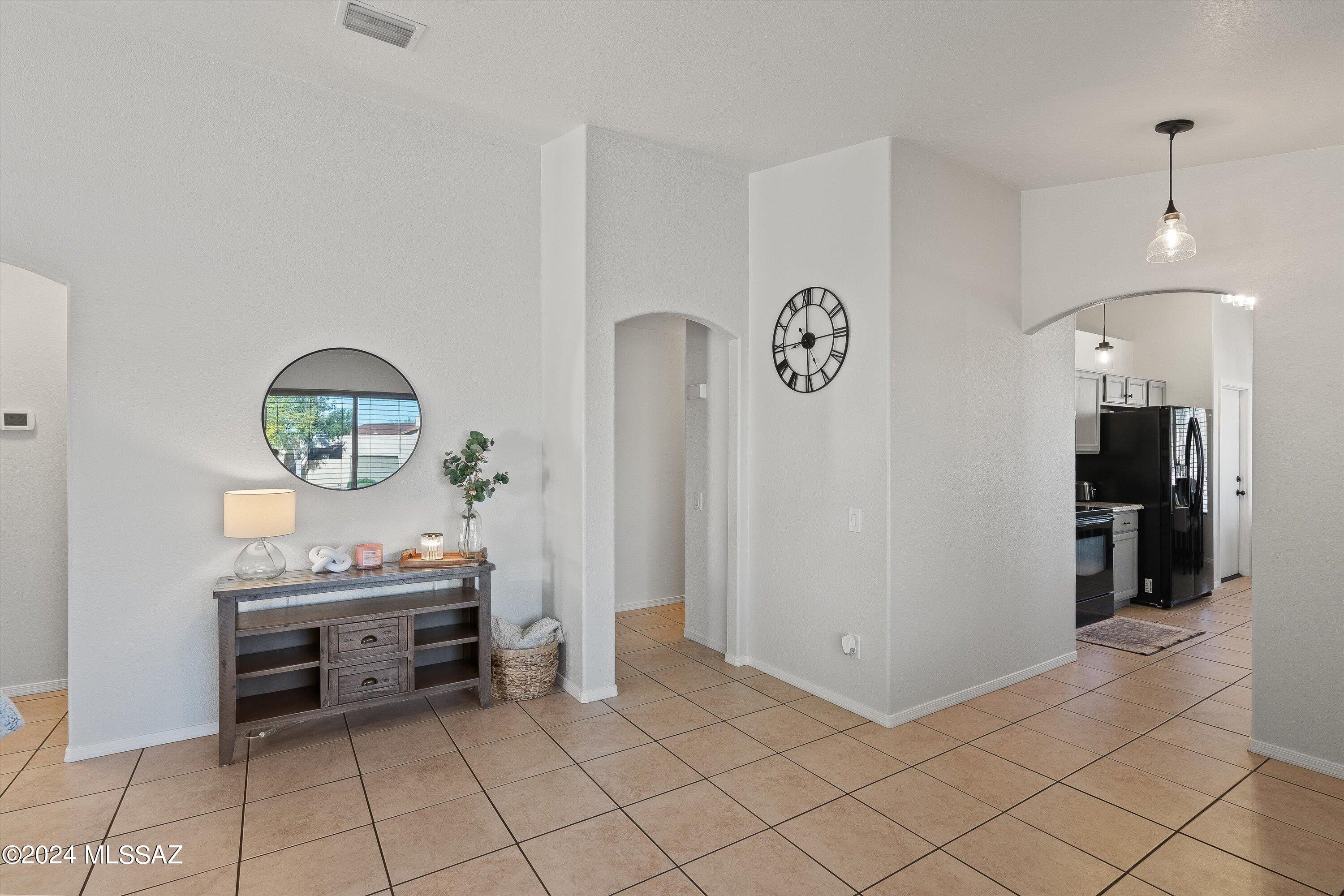 3336 W Wheatfield Place