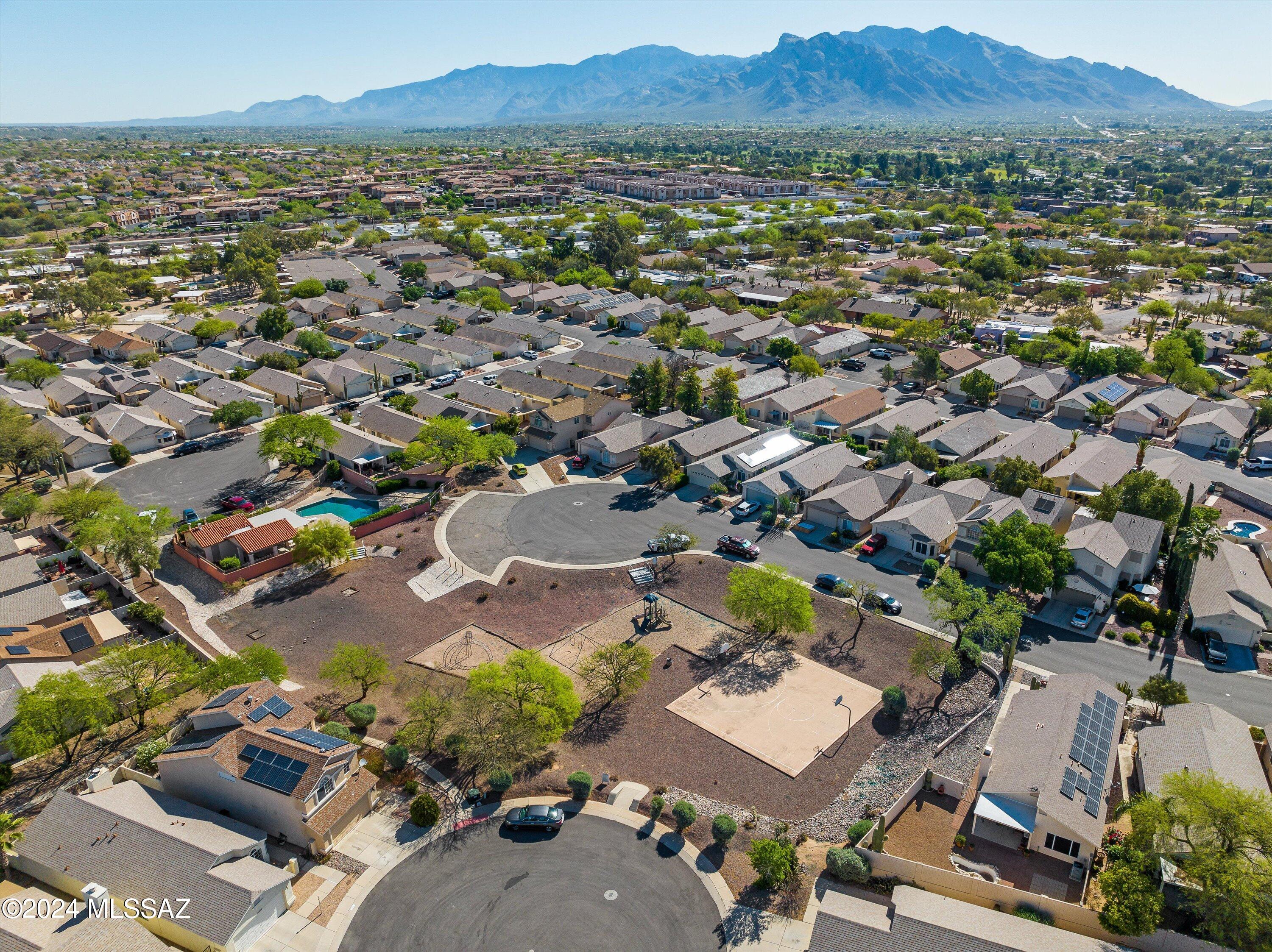 3336 W Wheatfield Place