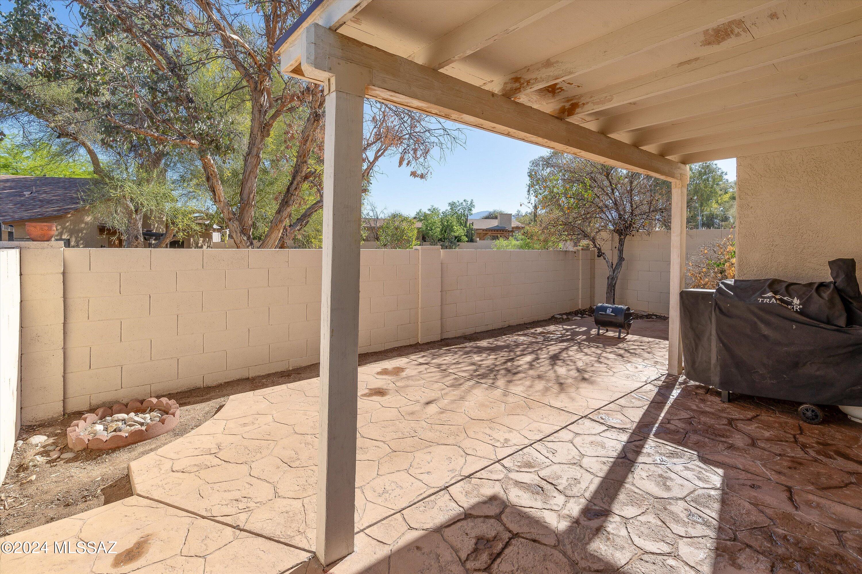 3336 W Wheatfield Place