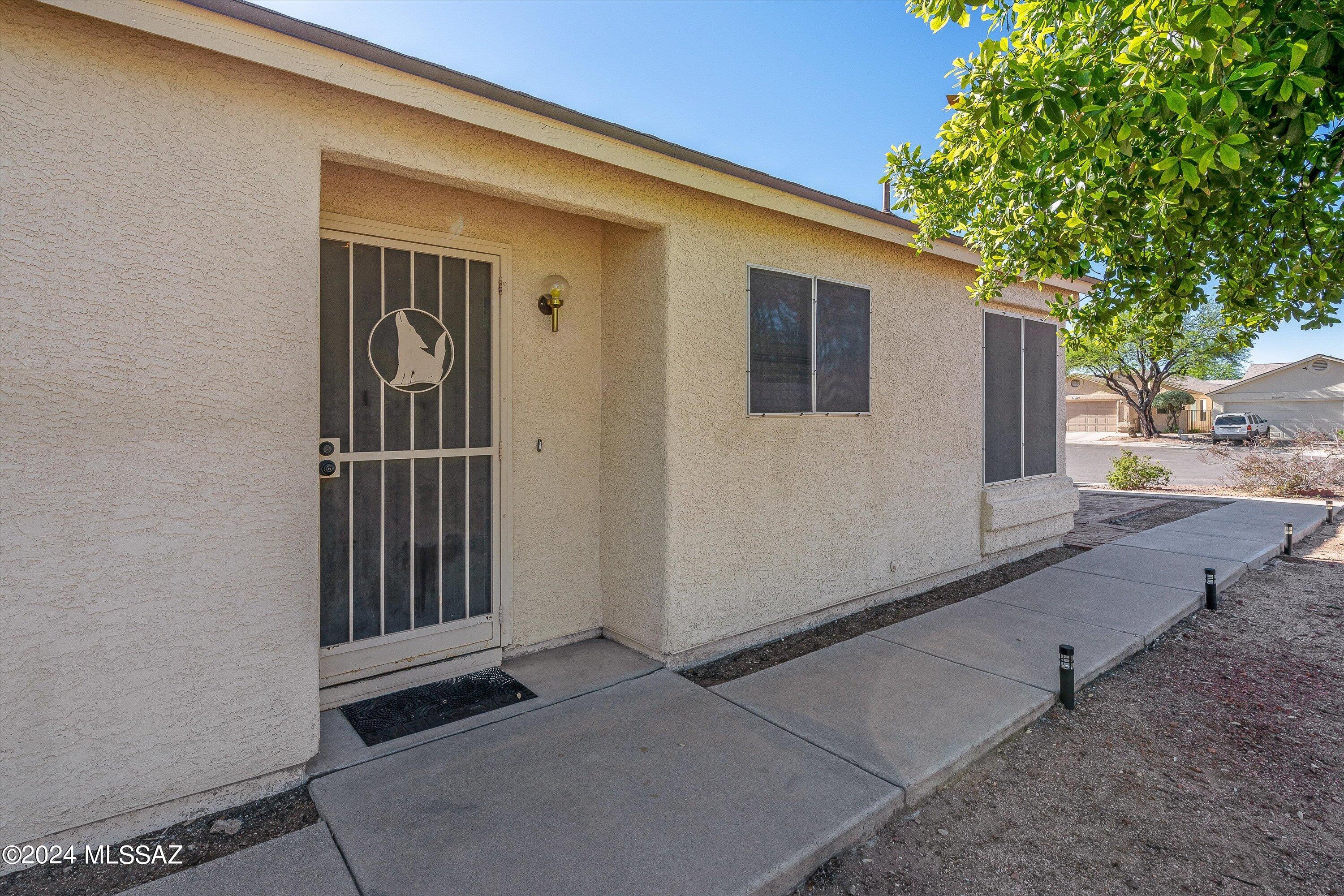 3336 W Wheatfield Place