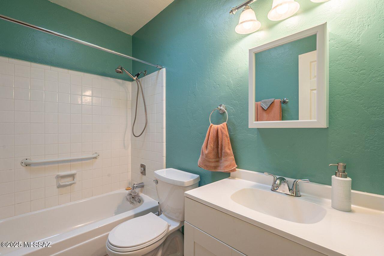 3310 S Placita Saltillo