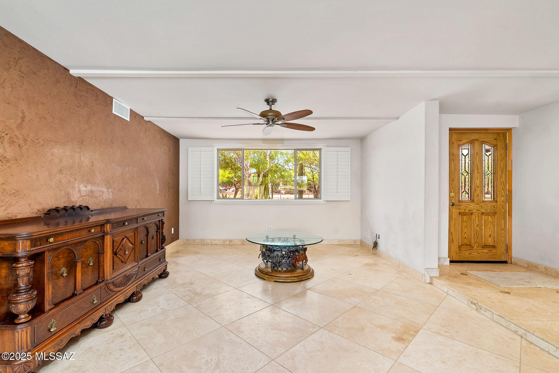 1361 W Calle Concordia