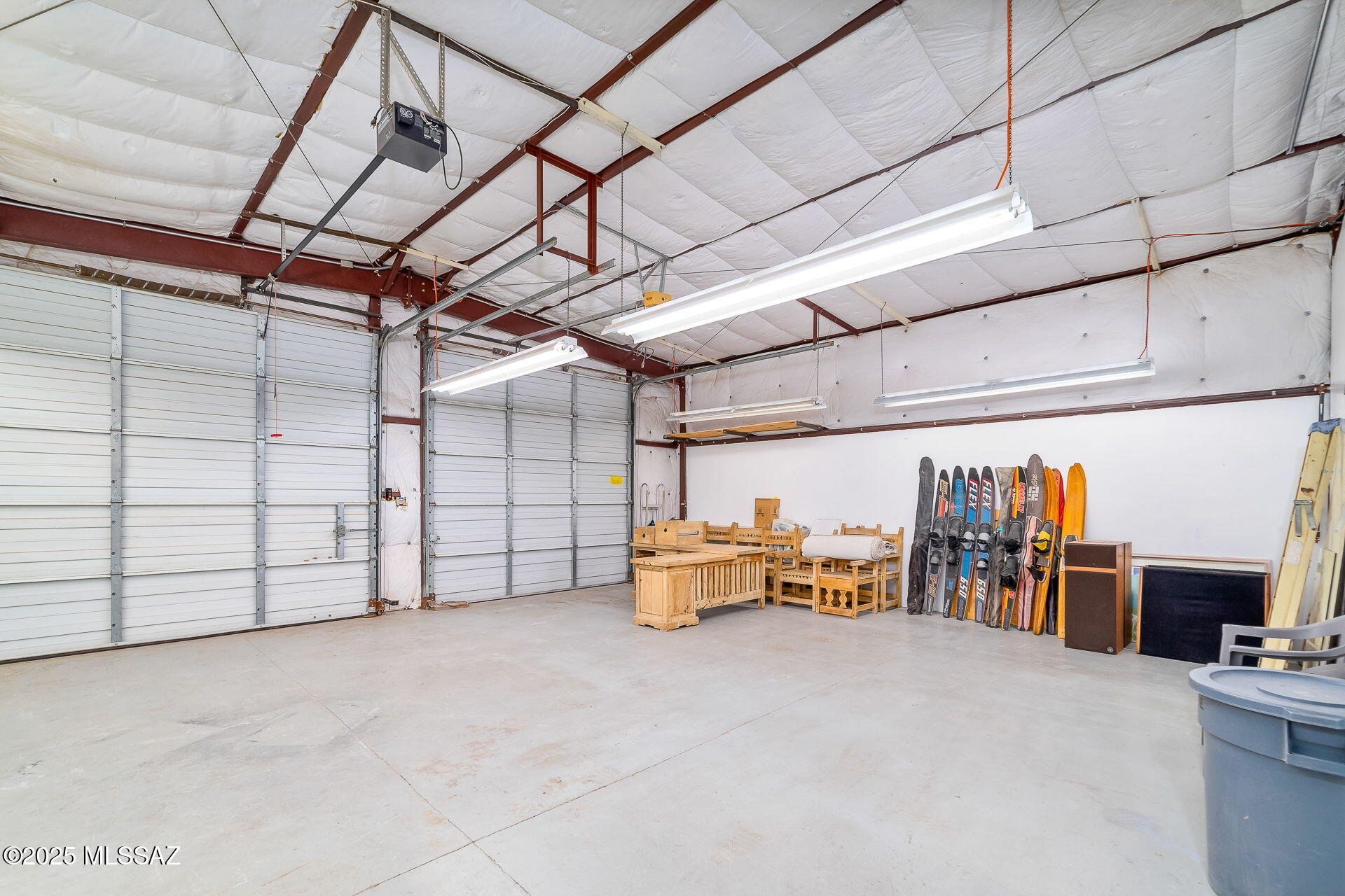 1361 W Calle Concordia