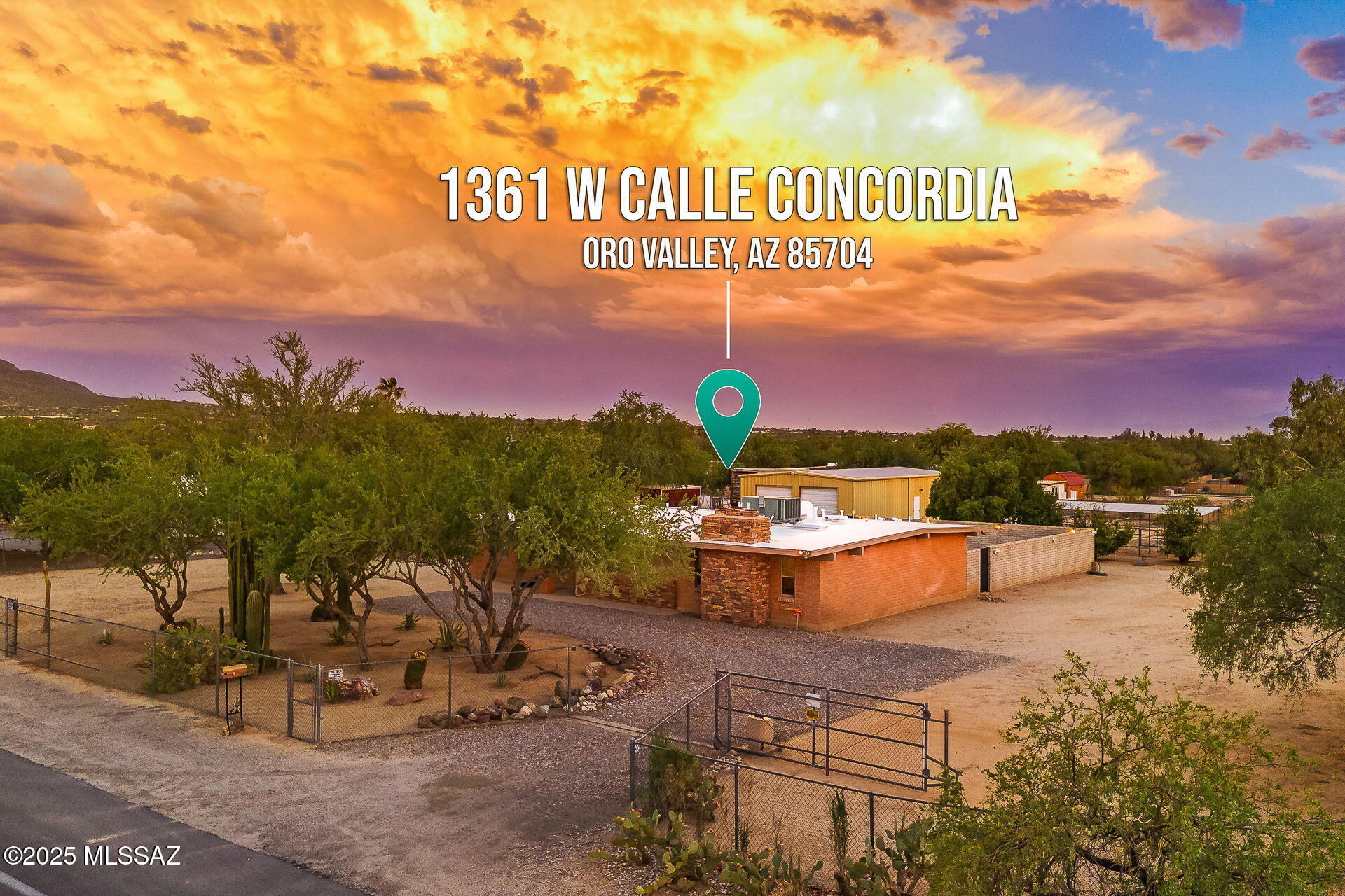 1361 W Calle Concordia