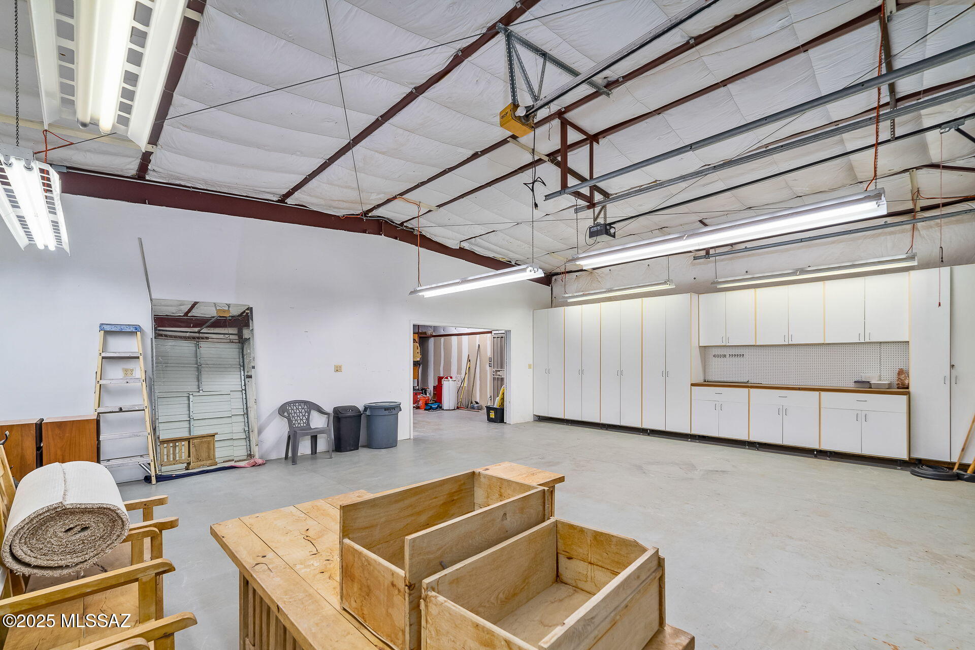 1361 W Calle Concordia
