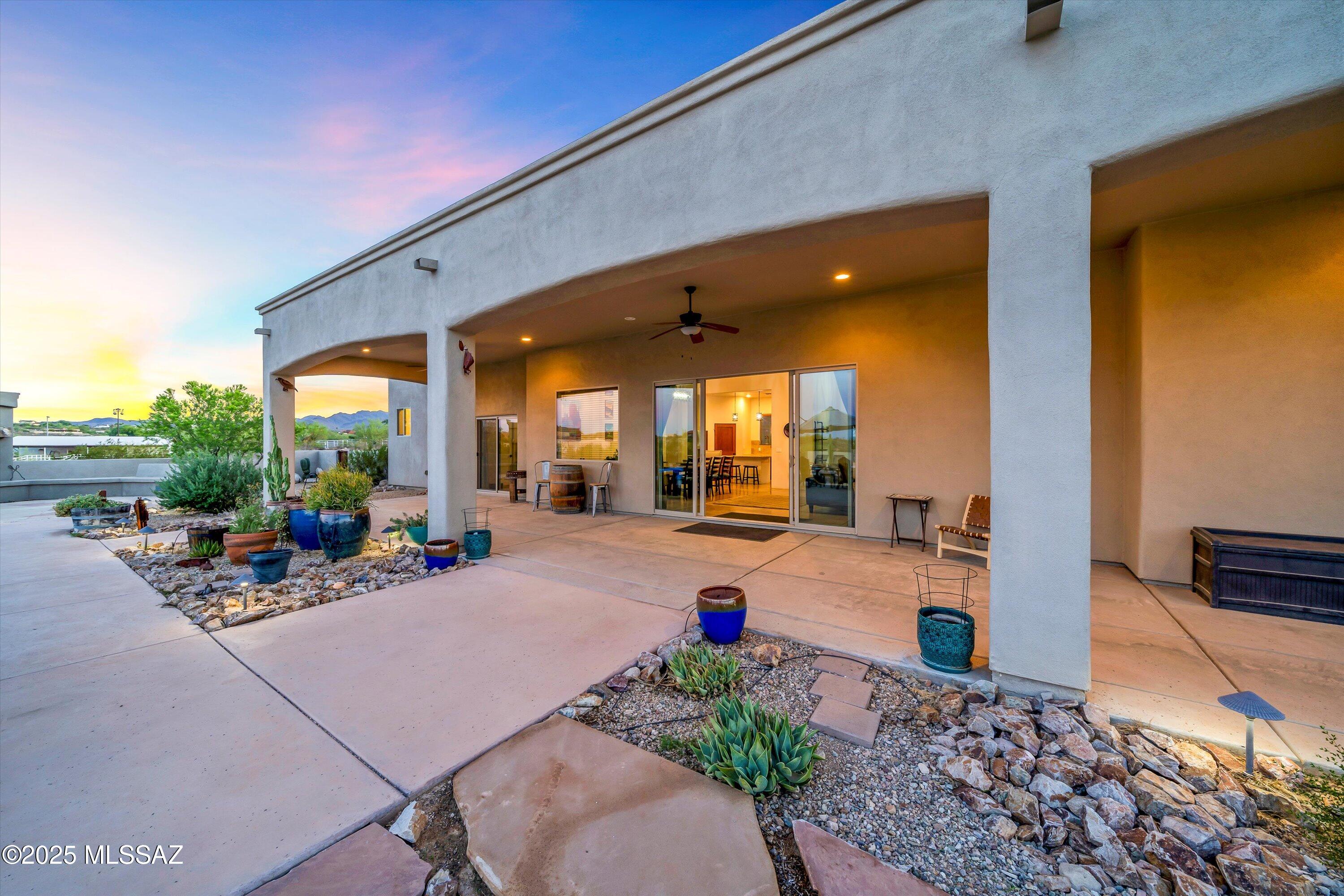 4455 W Placita Roca Escondida W