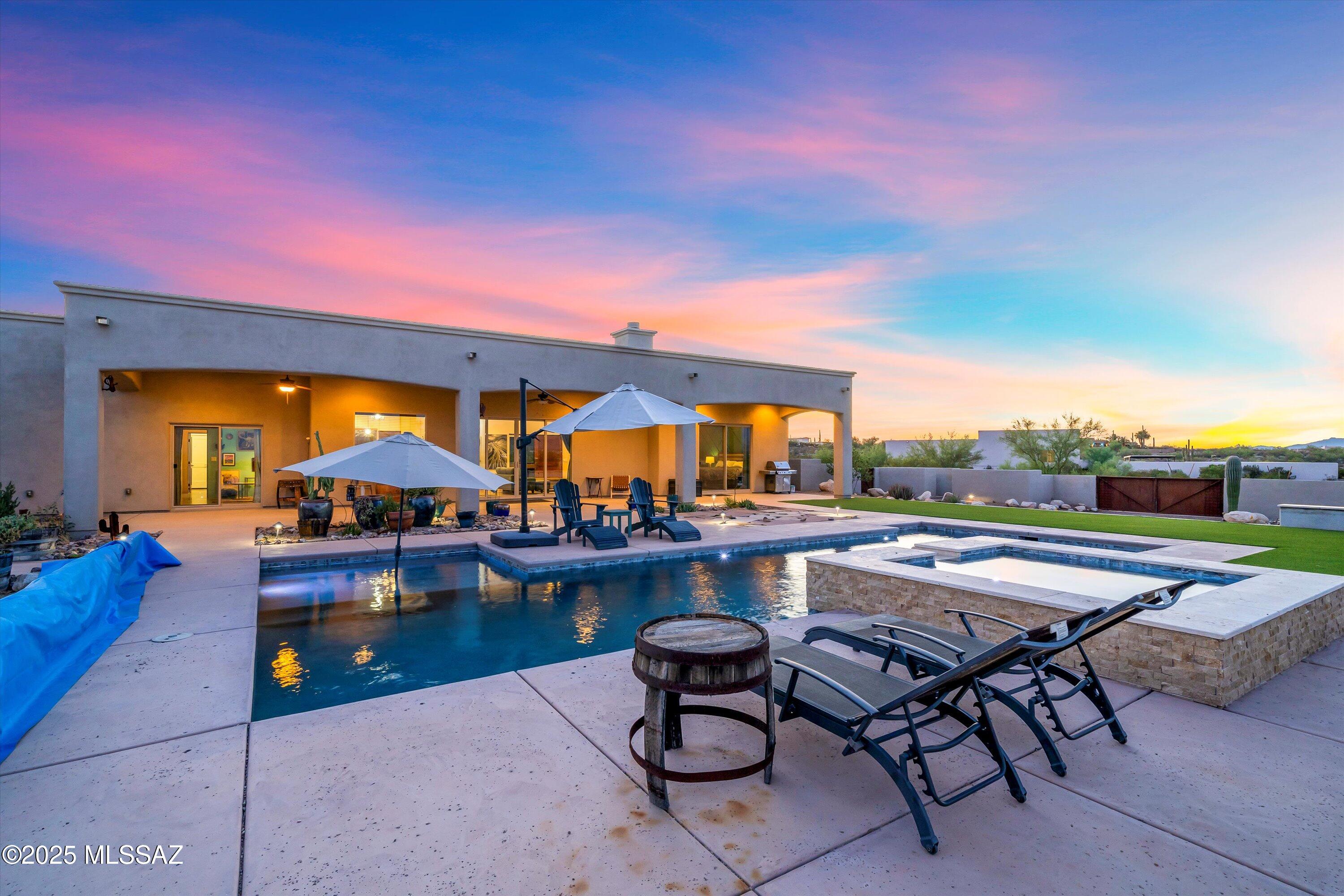 4455 W Placita Roca Escondida W