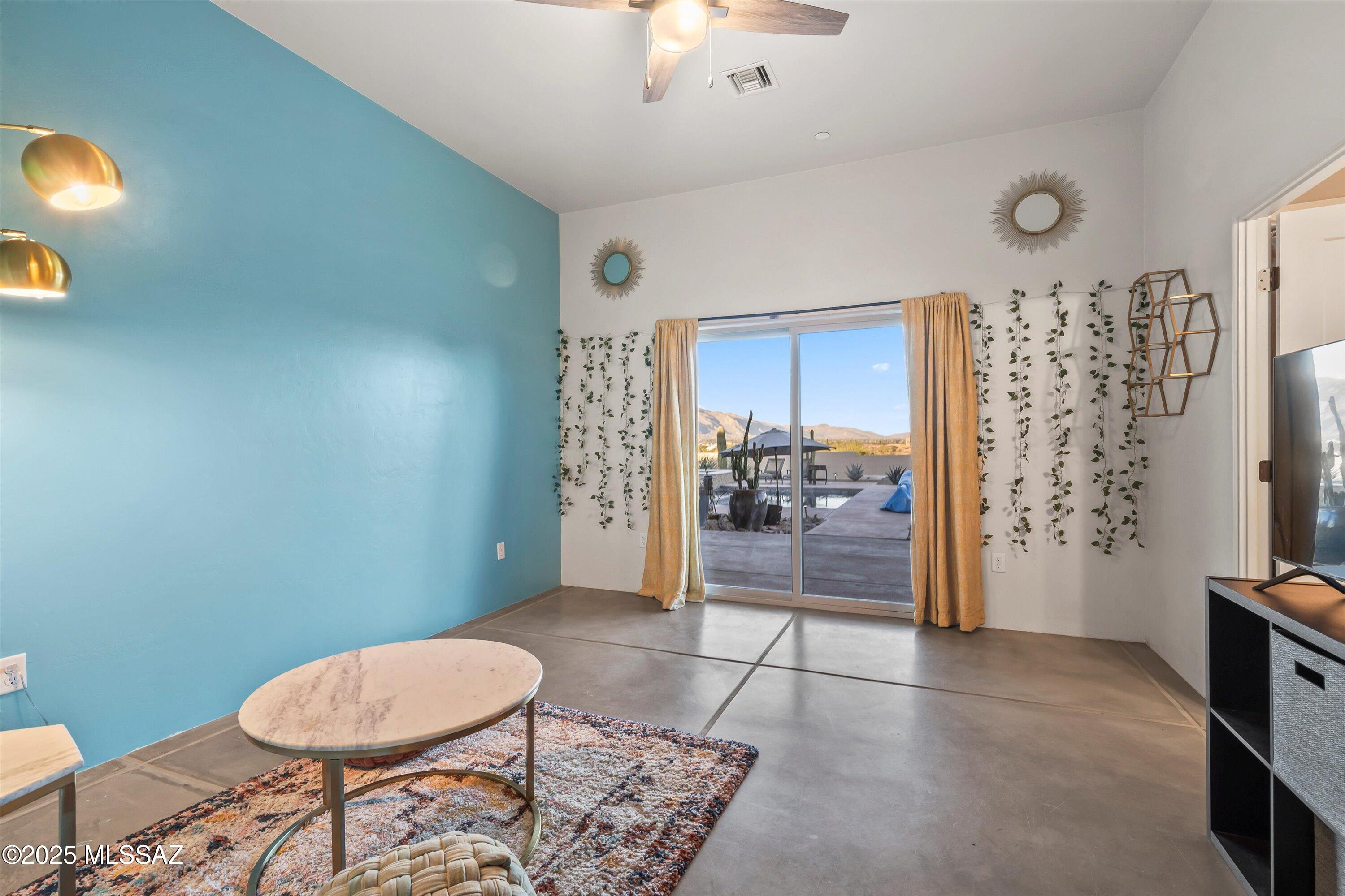 4455 W Placita Roca Escondida W