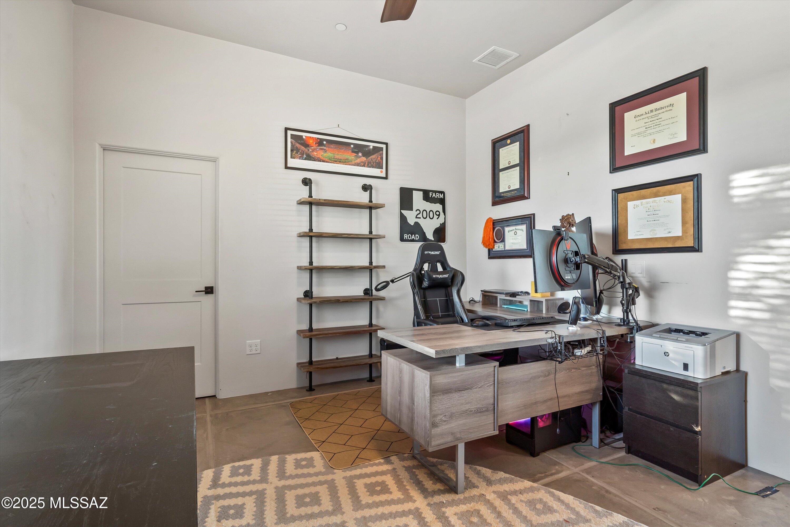 4455 W Placita Roca Escondida W