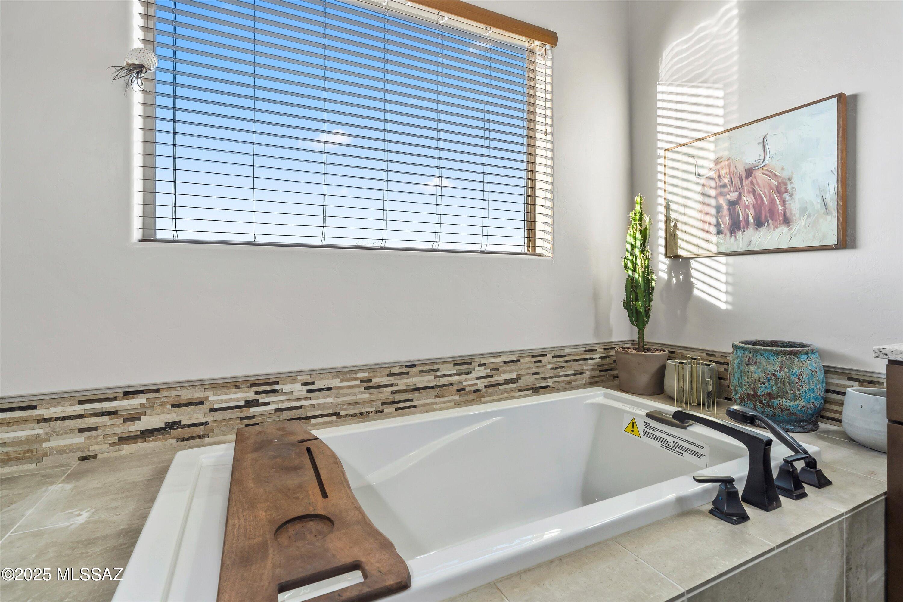 4455 W Placita Roca Escondida W