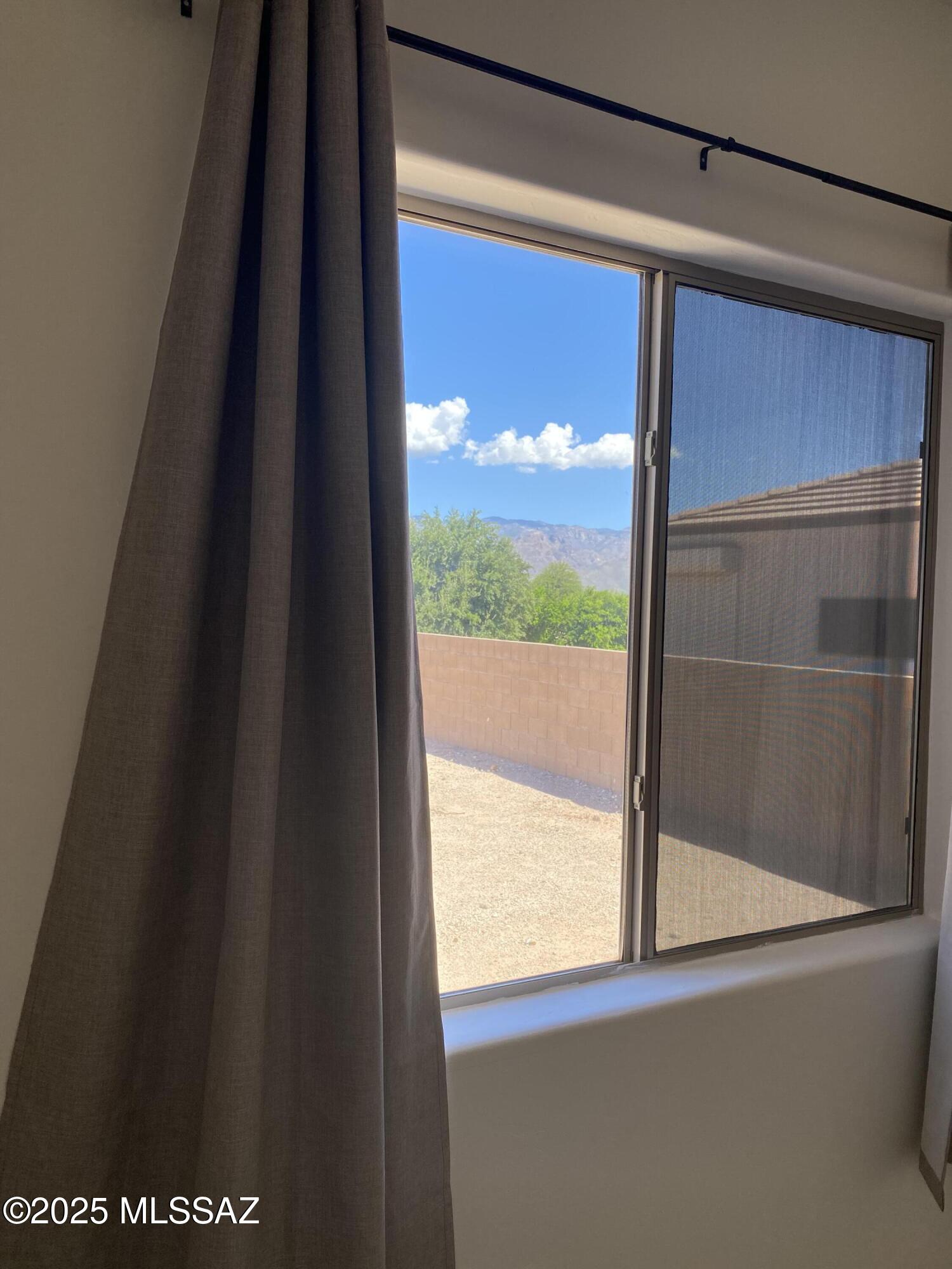 7381 E Placita Luz De La Luna