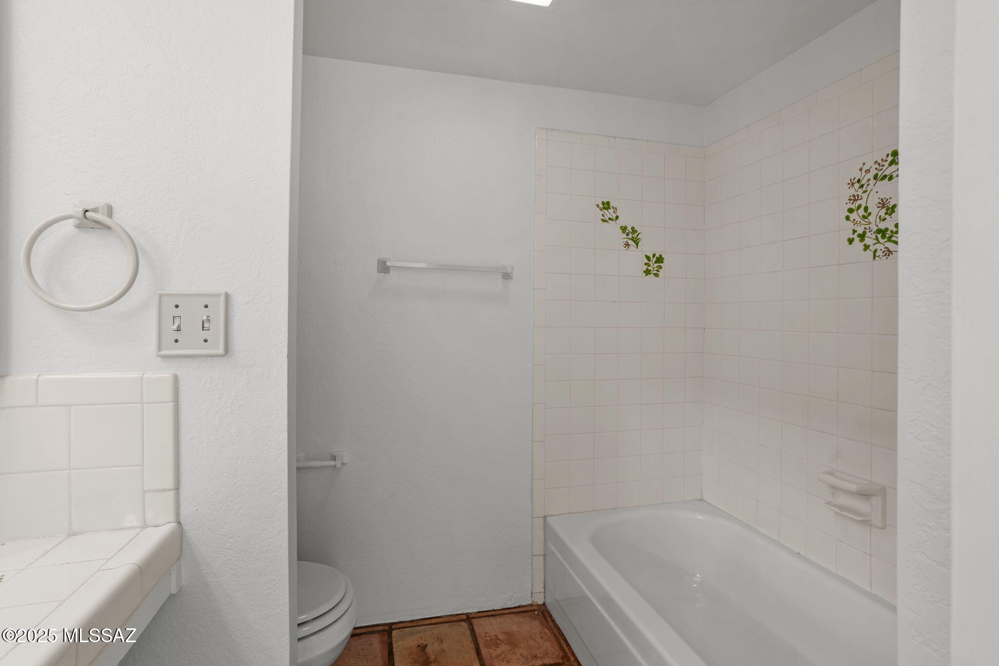 5128 N Avenida Primera