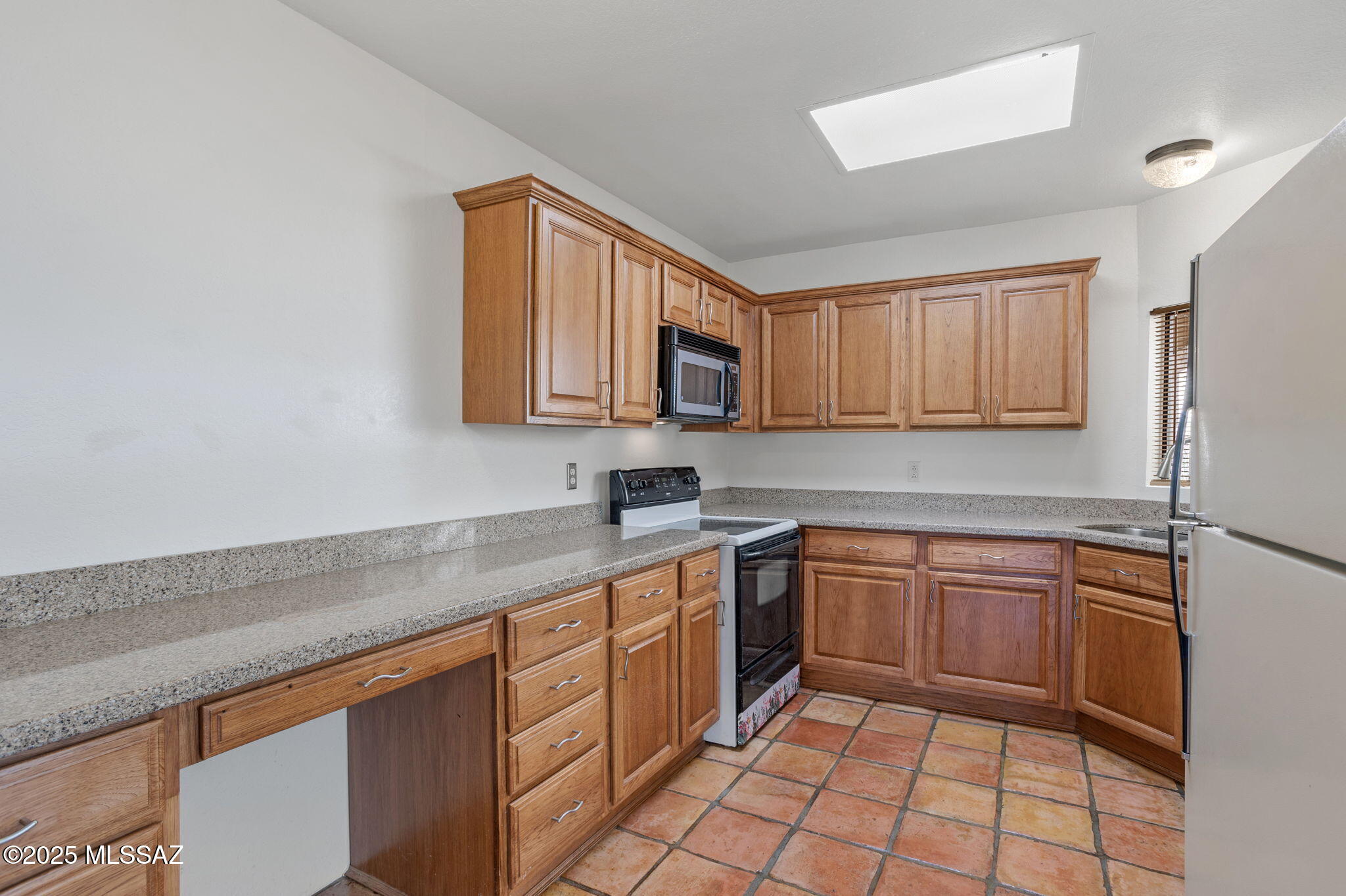 5128 N Avenida Primera