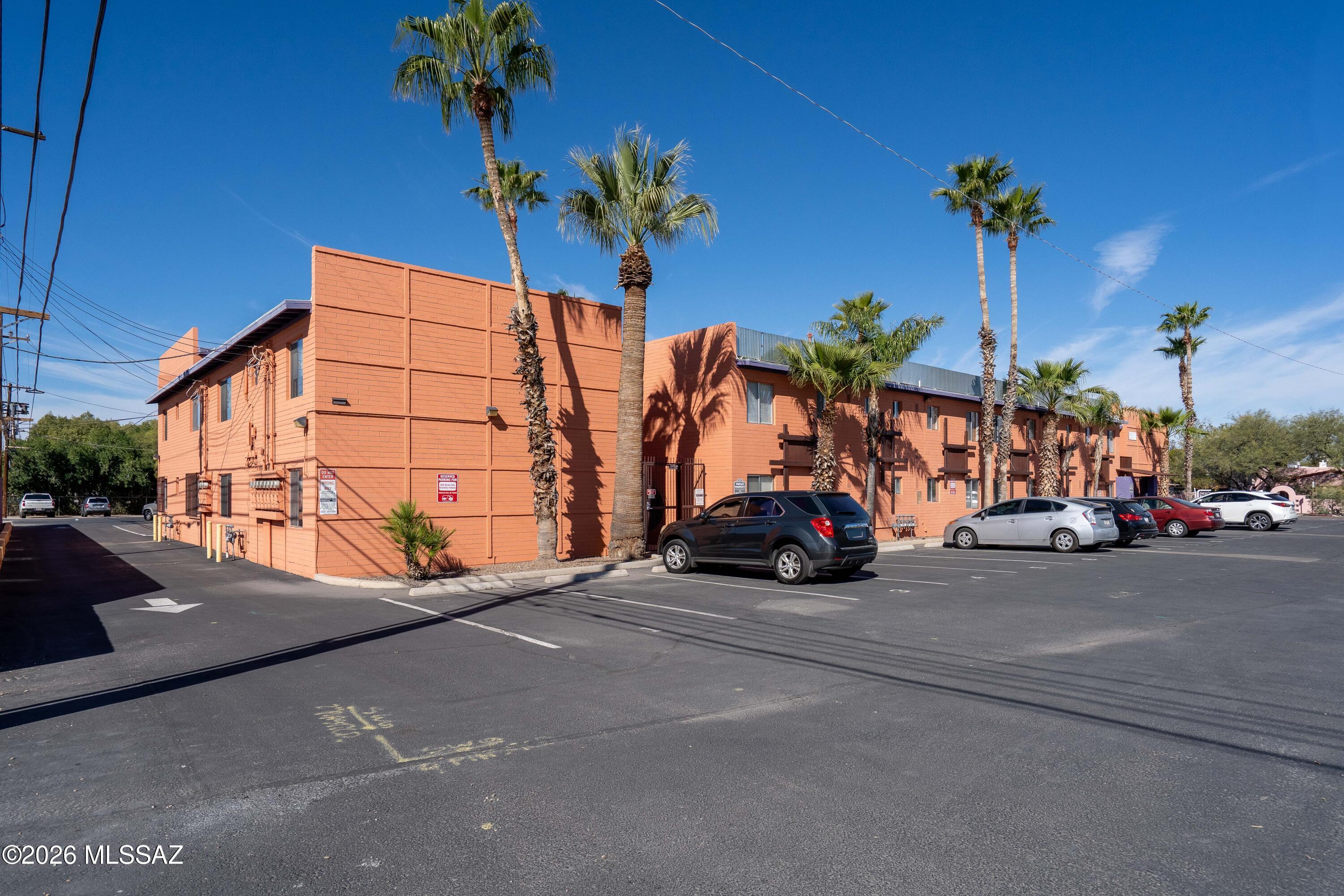 55 N Cherry Avenue UNIT 206