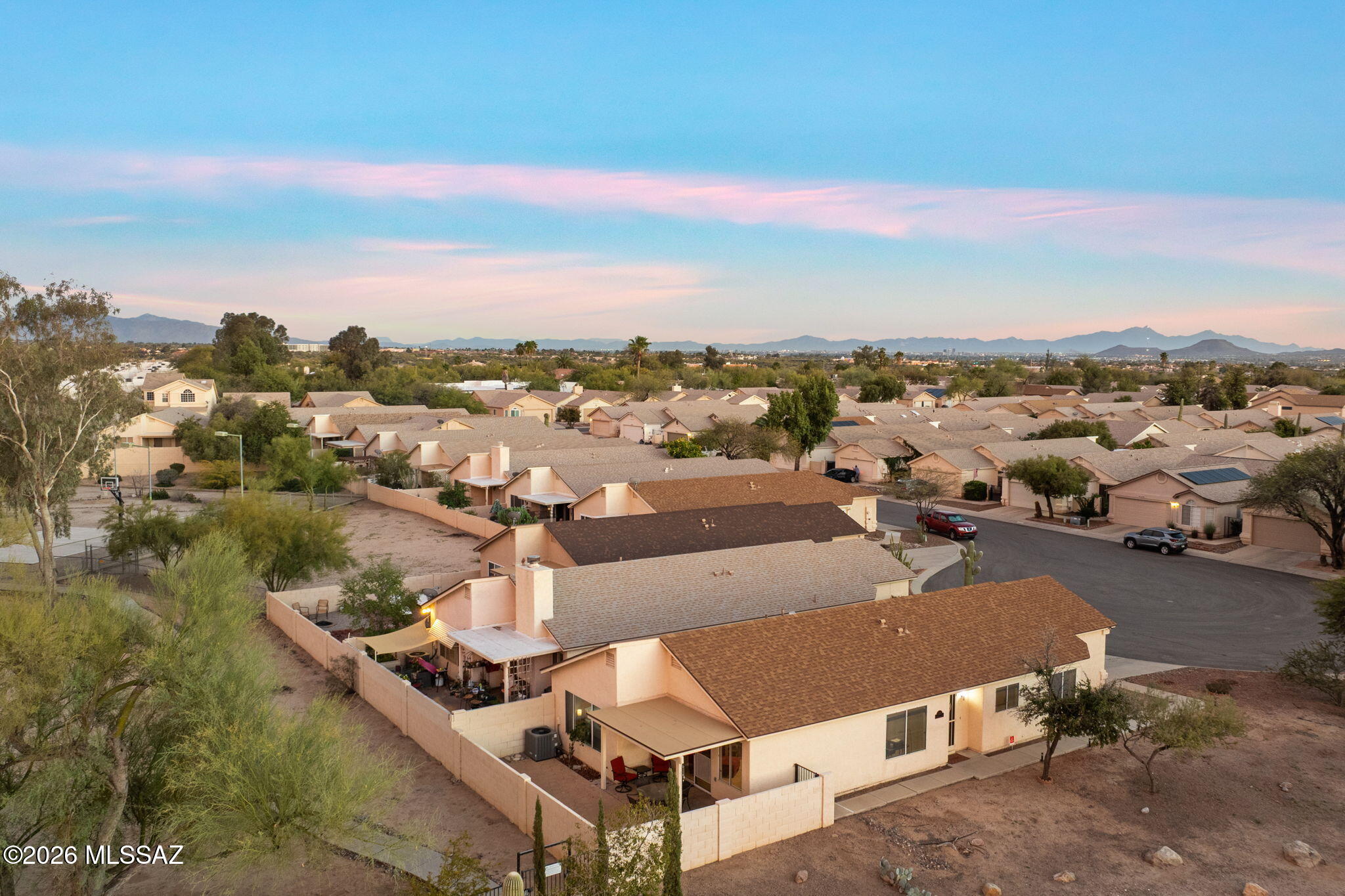 3336 W Wheatfield Place