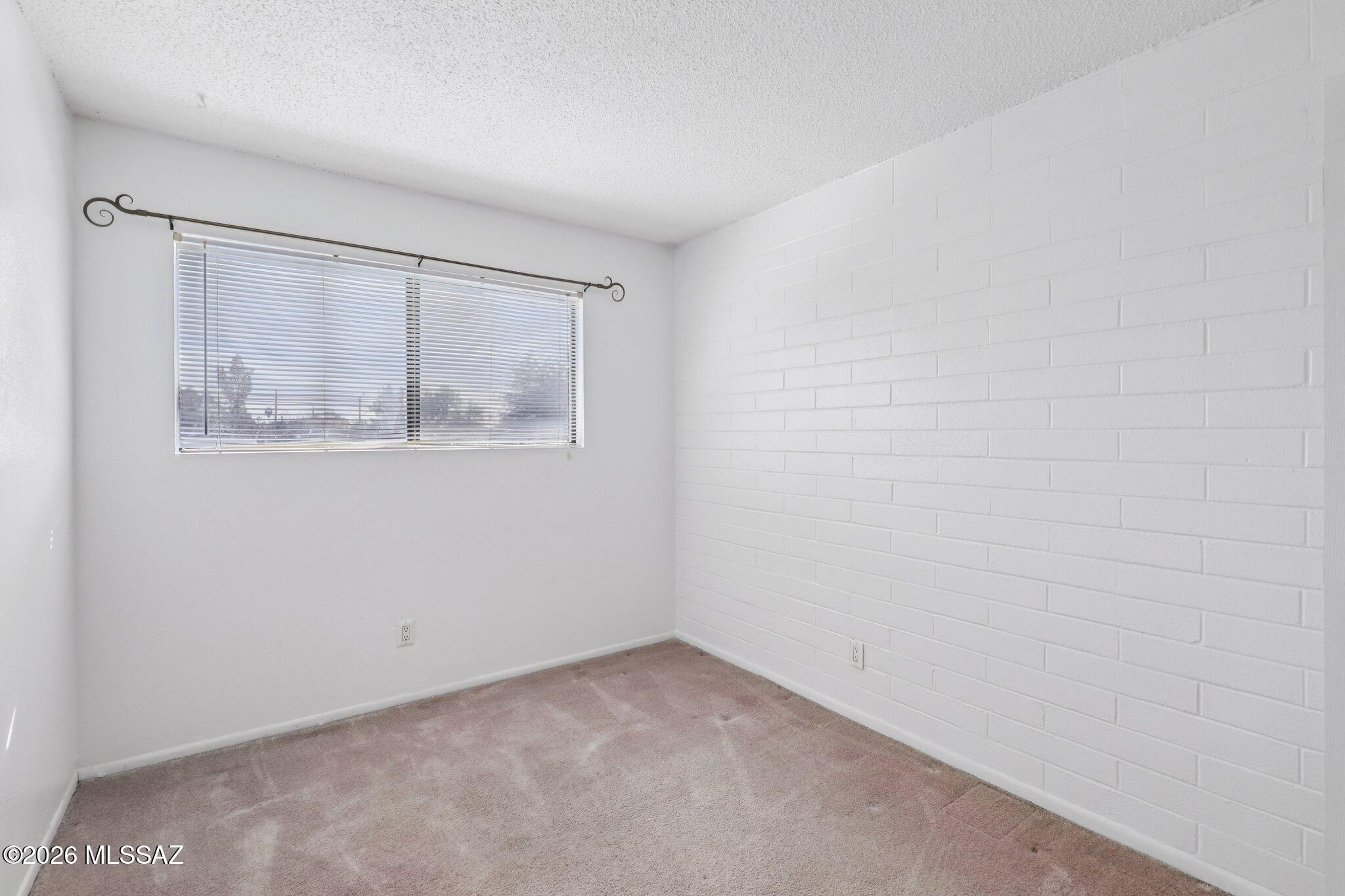 1378 S Avenida Polar L-3