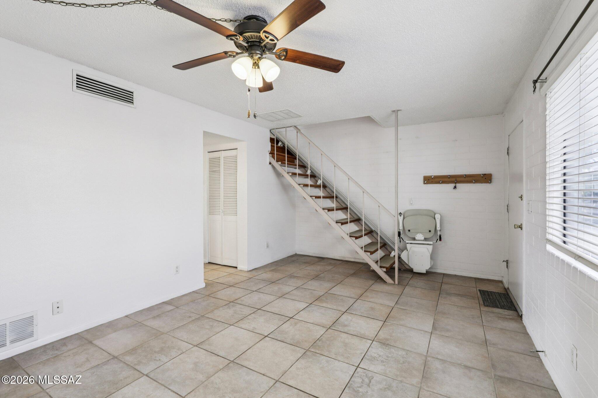 1378 S Avenida Polar L-3