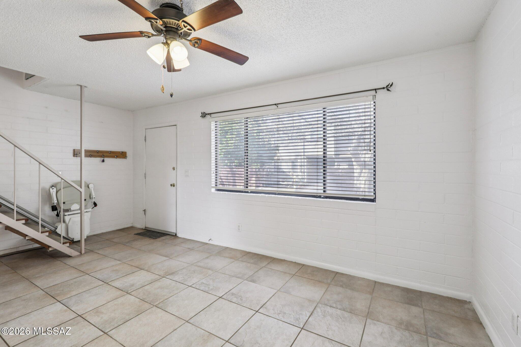 1378 S Avenida Polar L-3