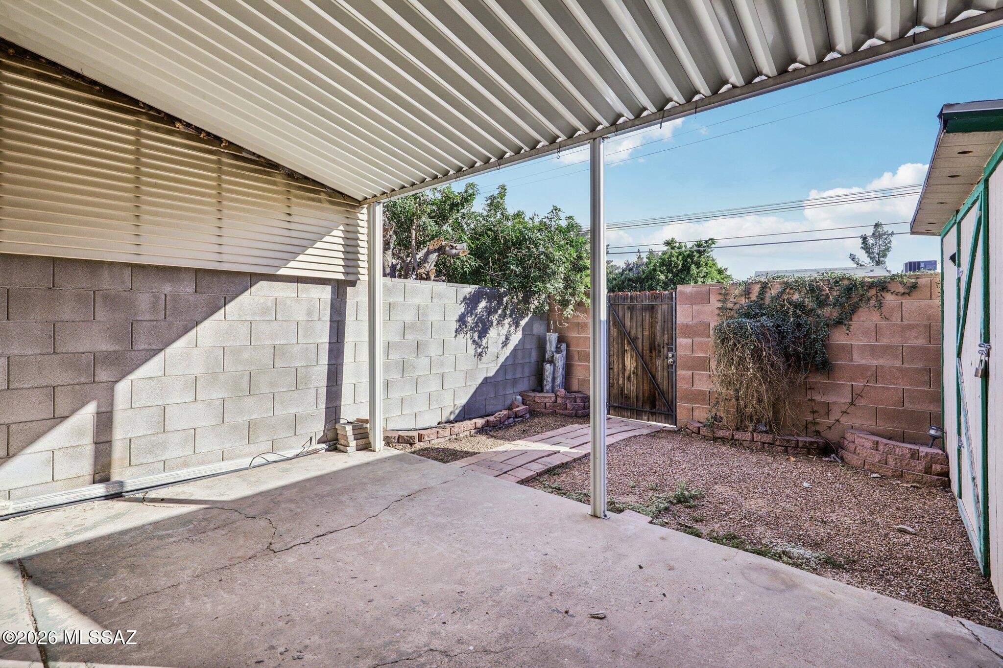 1378 S Avenida Polar L-3