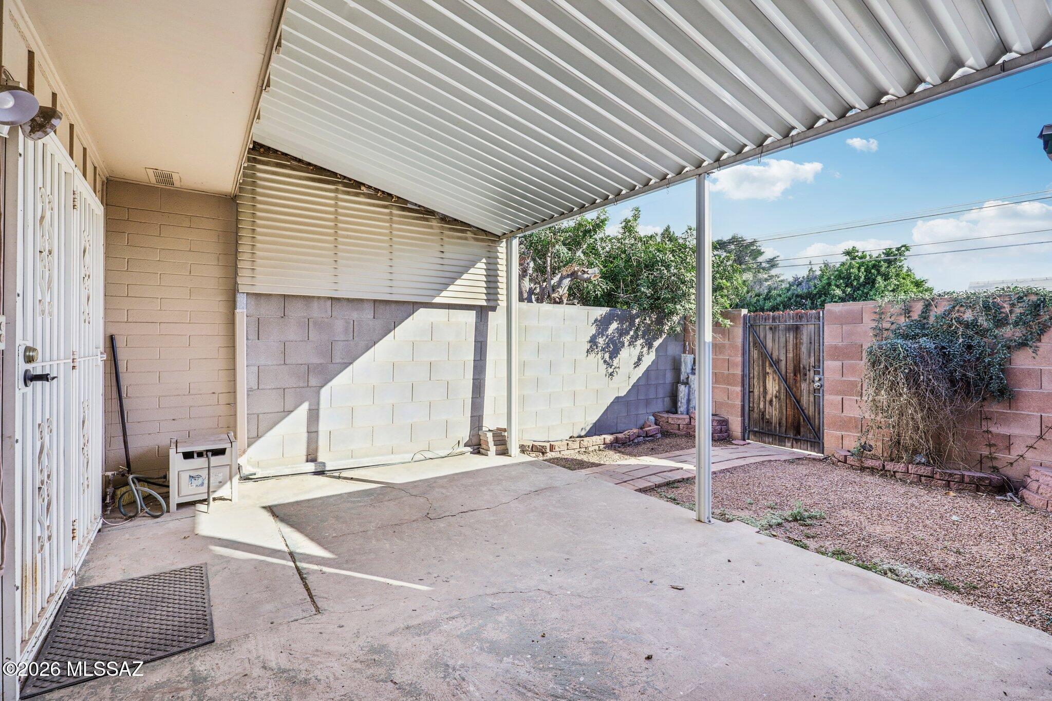 1378 S Avenida Polar L-3