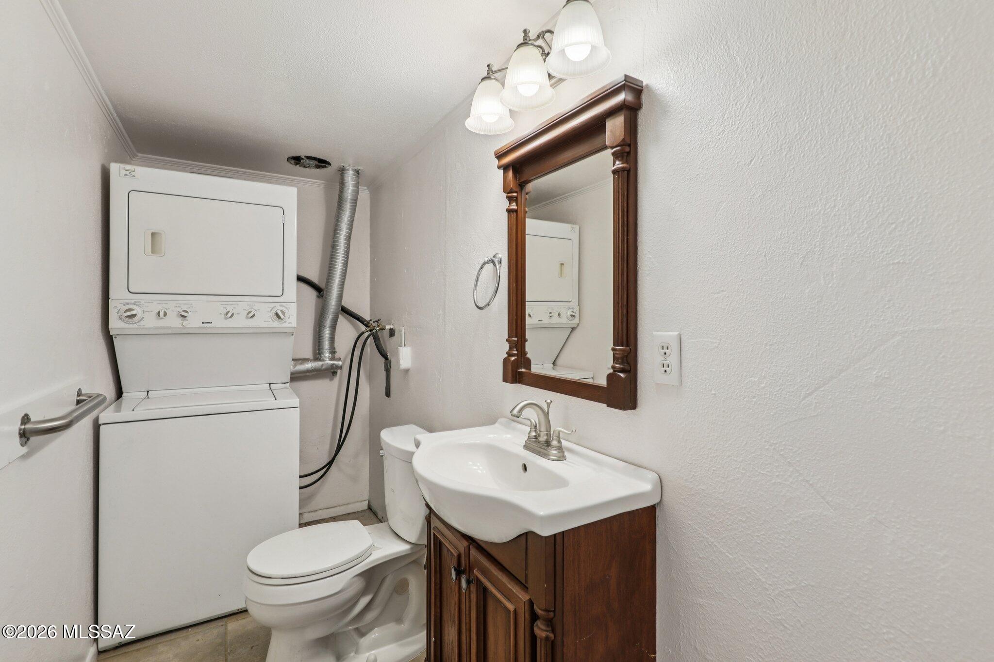 1378 S Avenida Polar L-3