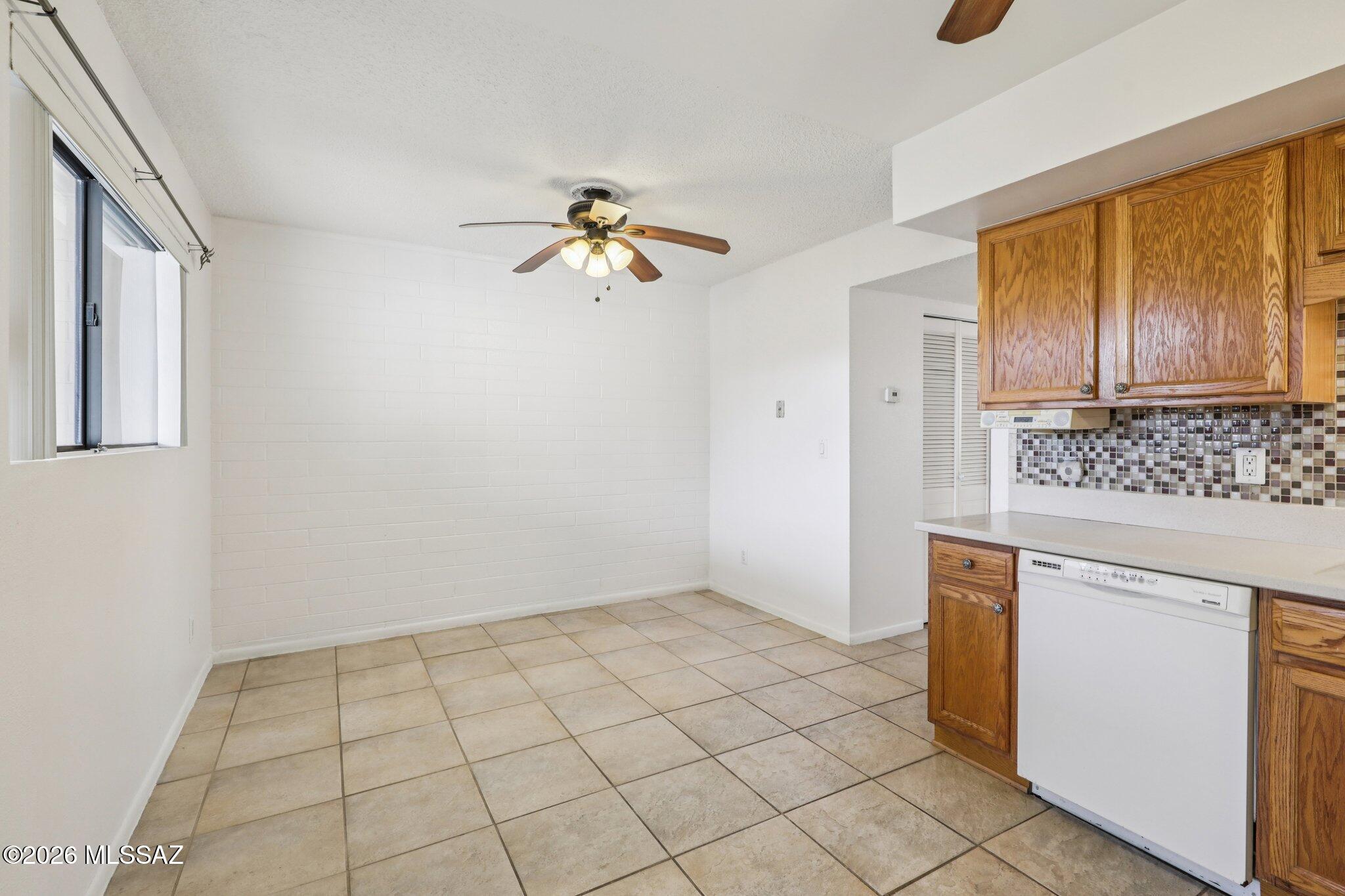 1378 S Avenida Polar L-3