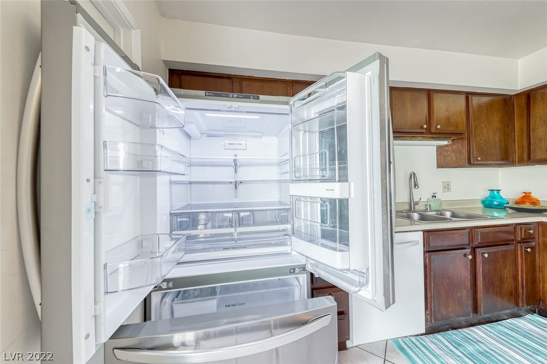 674 Rolling Green Drive