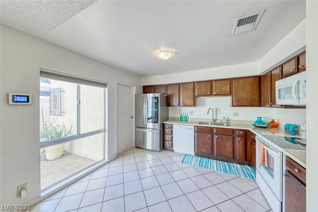 674 Rolling Green Drive