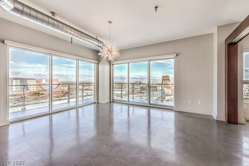 200 Hoover Avenue Unit: 1913