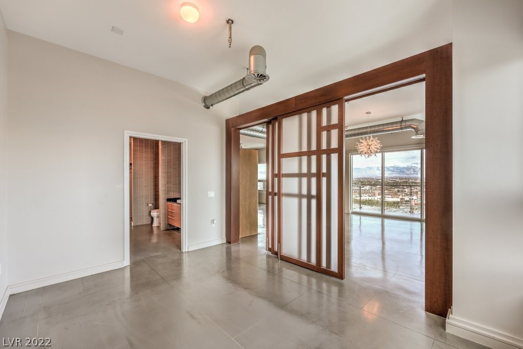 200 Hoover Avenue Unit: 1913