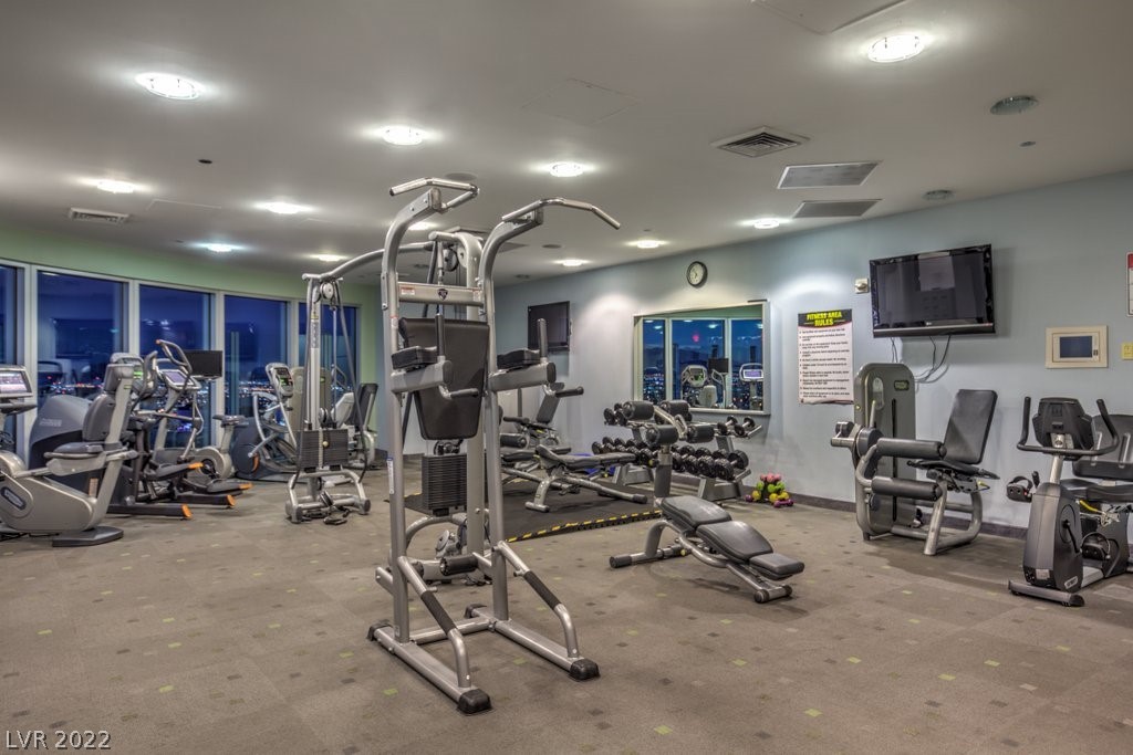 200 Hoover Avenue Unit: 1913