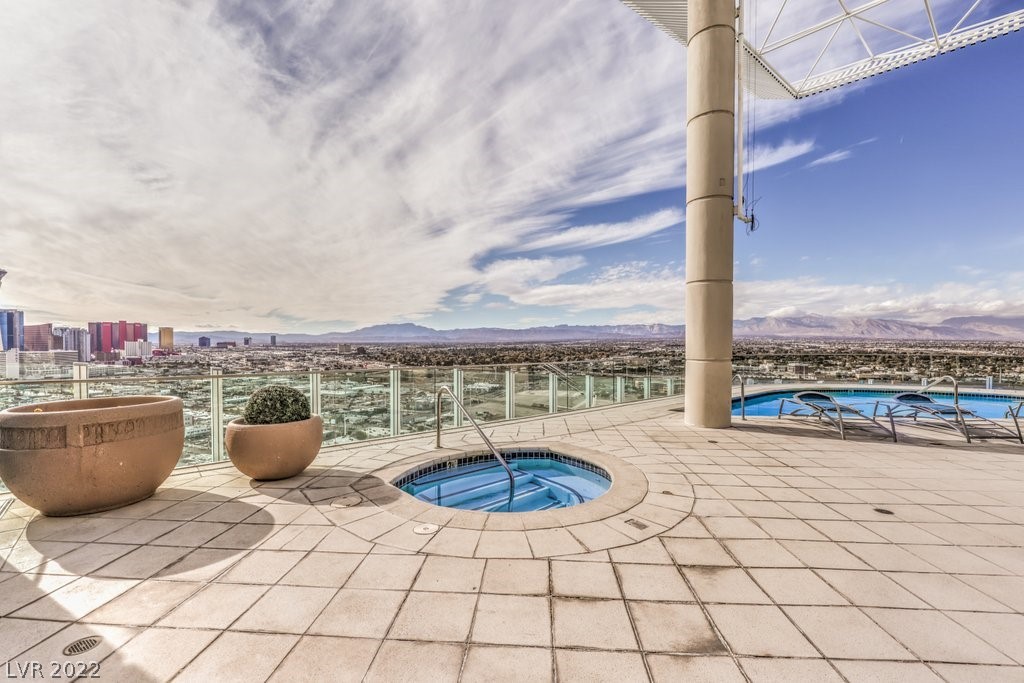 200 Hoover Avenue Unit: 1913