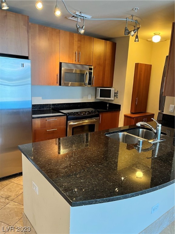 200 W Sahara Avenue Unit: 304