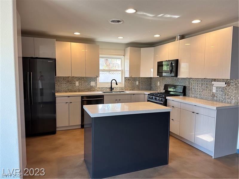 1518 Golden Arrow Drive