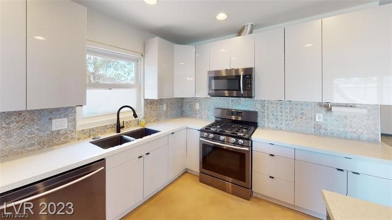 1518 Golden Arrow Drive