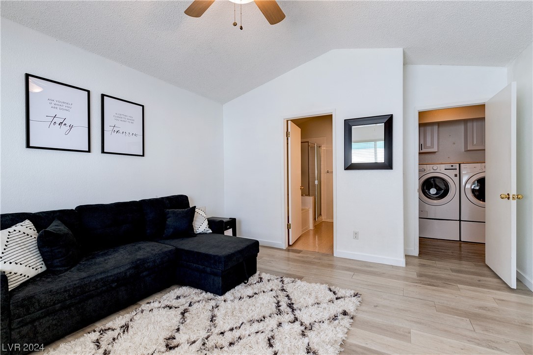 556 Yacht Harbor Drive 203