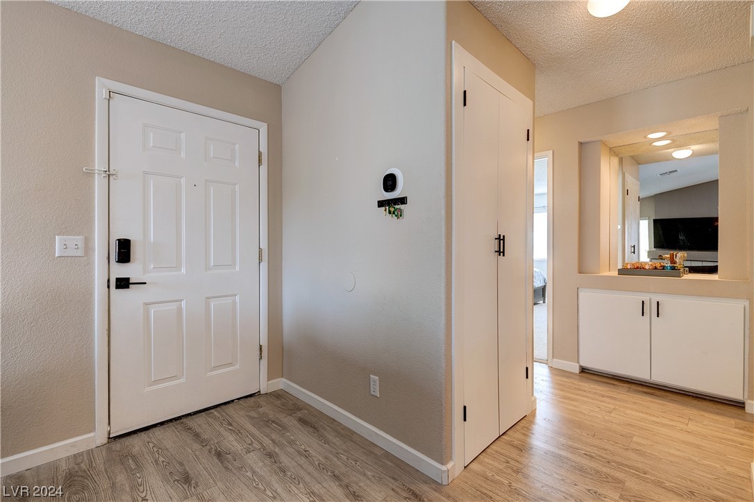 556 Yacht Harbor Drive 203