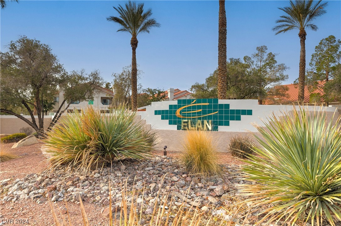 556 Yacht Harbor Drive 203