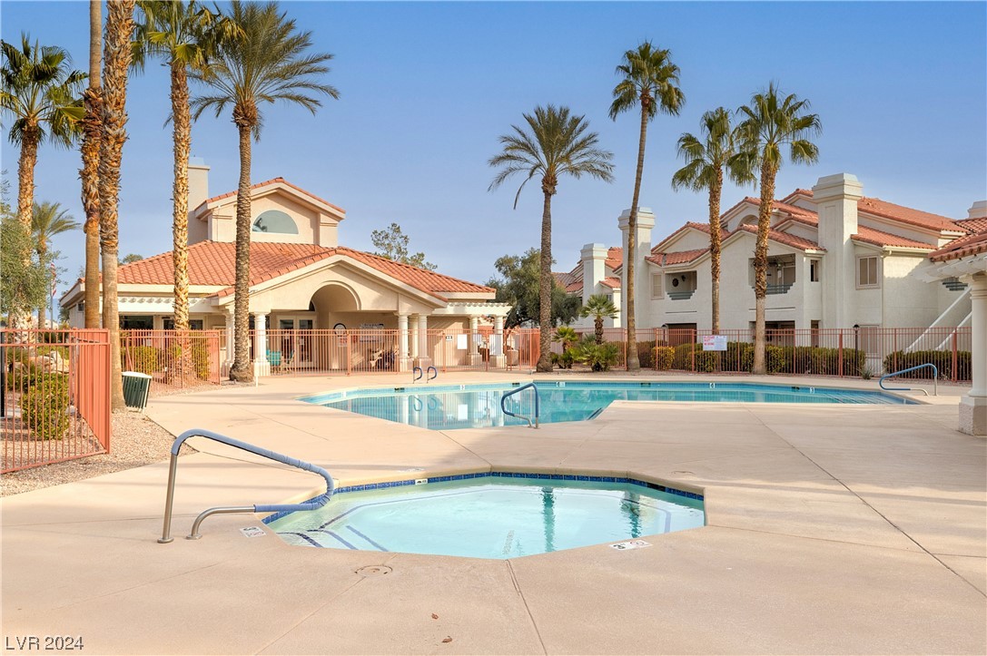 556 Yacht Harbor Drive 203