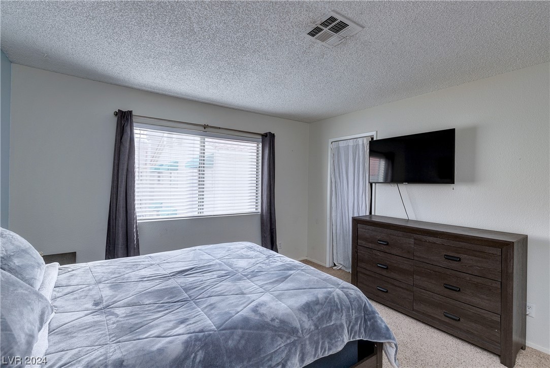 556 Yacht Harbor Drive 203