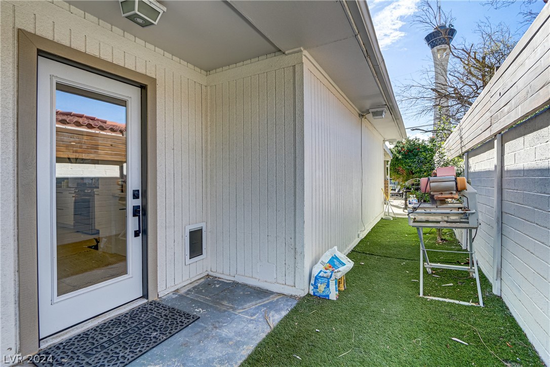 2020 Santa Ynez Drive