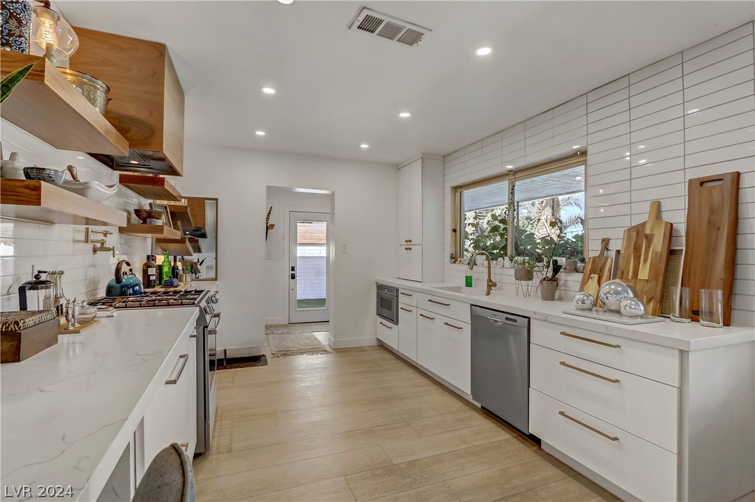 2020 Santa Ynez Drive