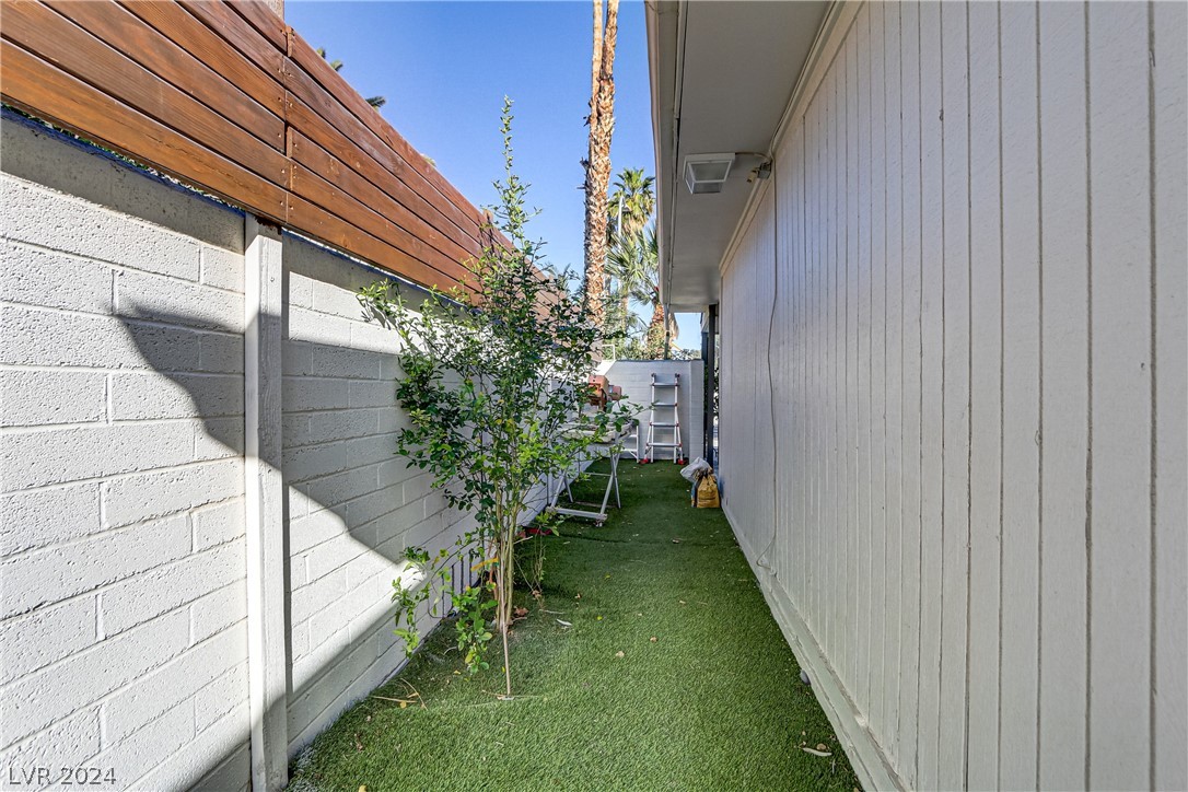 2020 Santa Ynez Drive