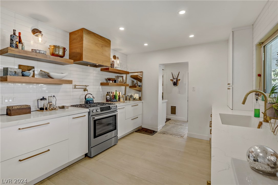2020 Santa Ynez Drive
