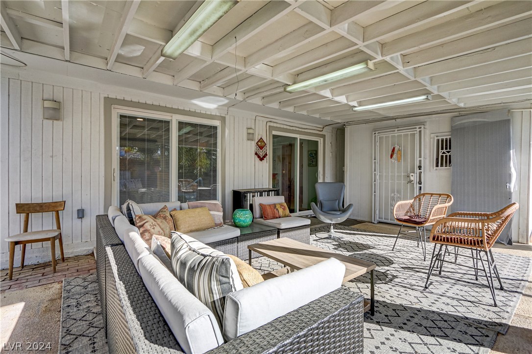 2020 Santa Ynez Drive