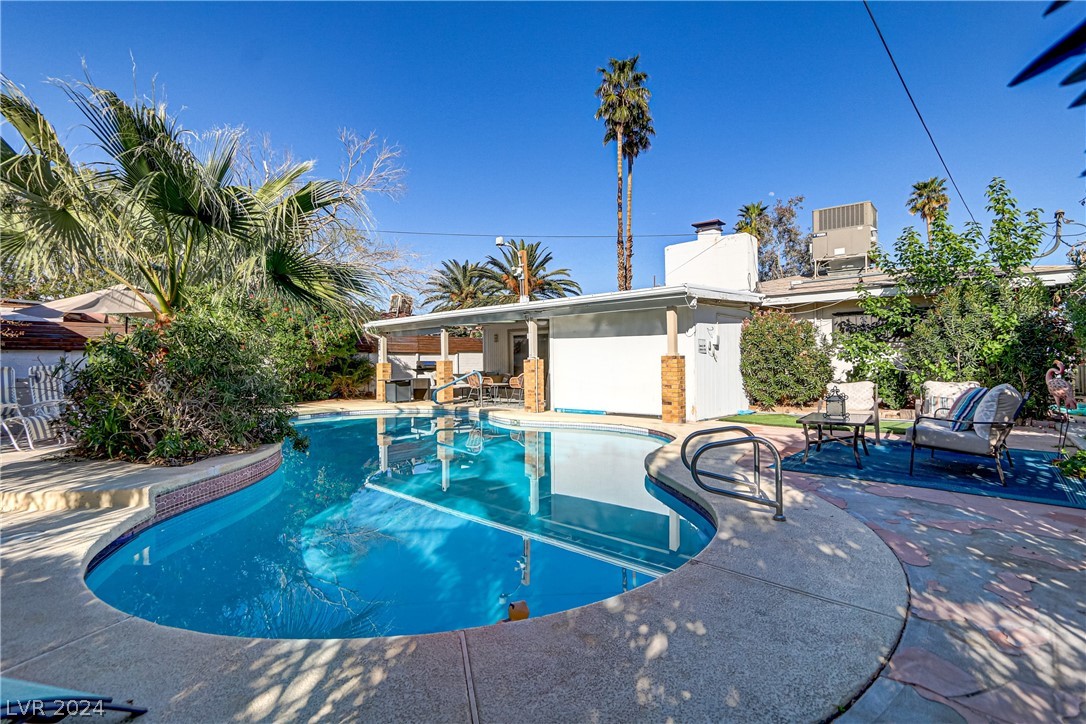 2020 Santa Ynez Drive