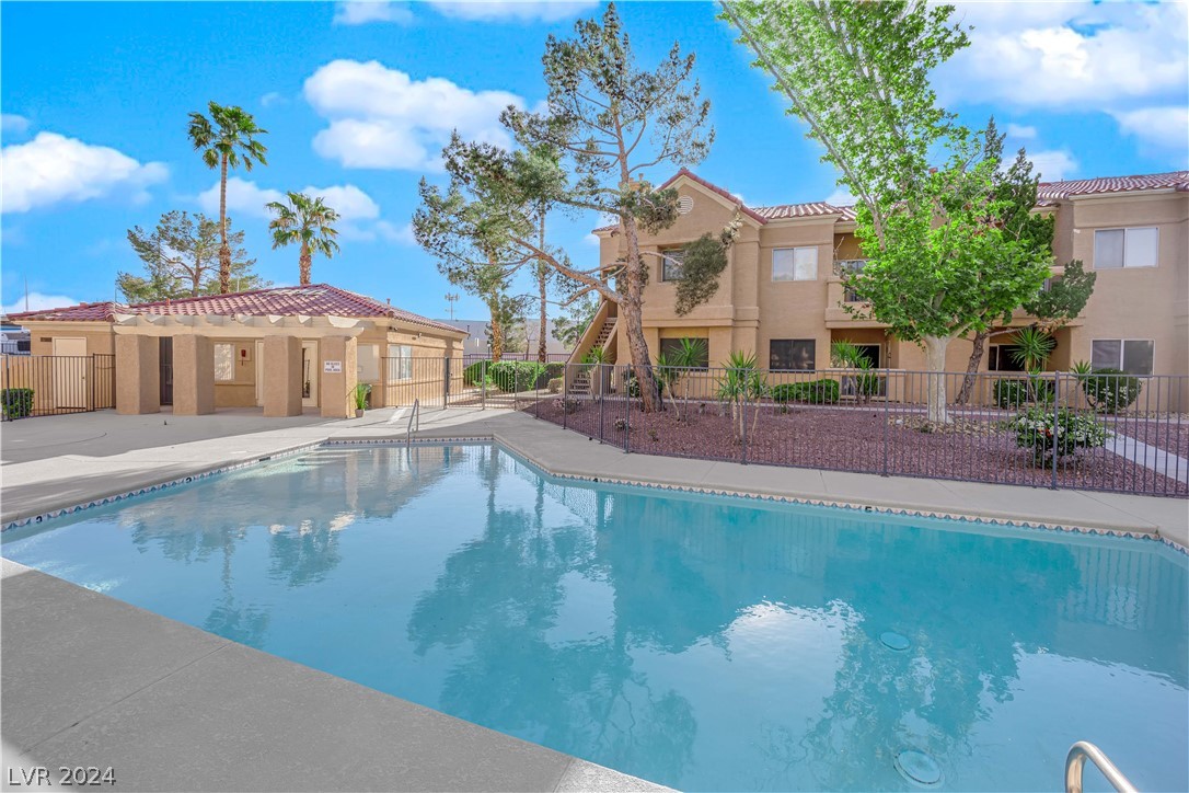 900 Heavenly Hills Court 218