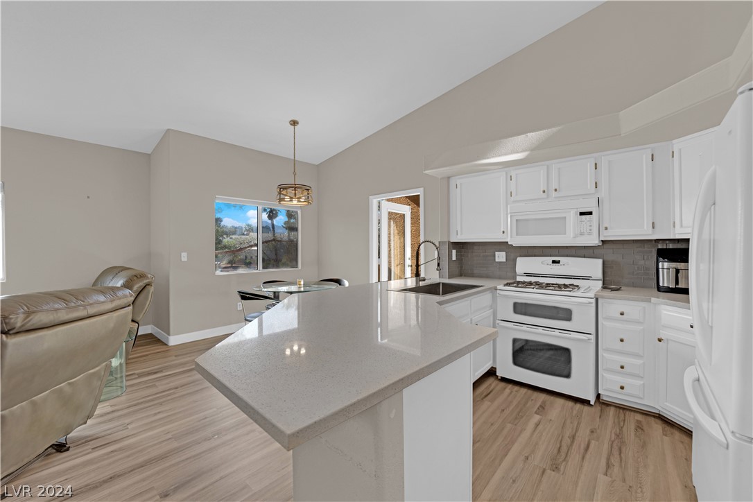 900 Heavenly Hills Court 218